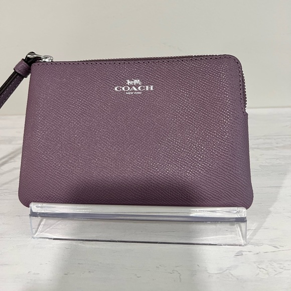 Coach Wristlet NWT - Picture 3 of 5